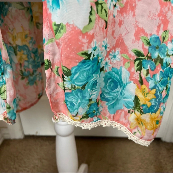 Liberty Love Pink Floral Kimono, Large - Picture 5 of 11